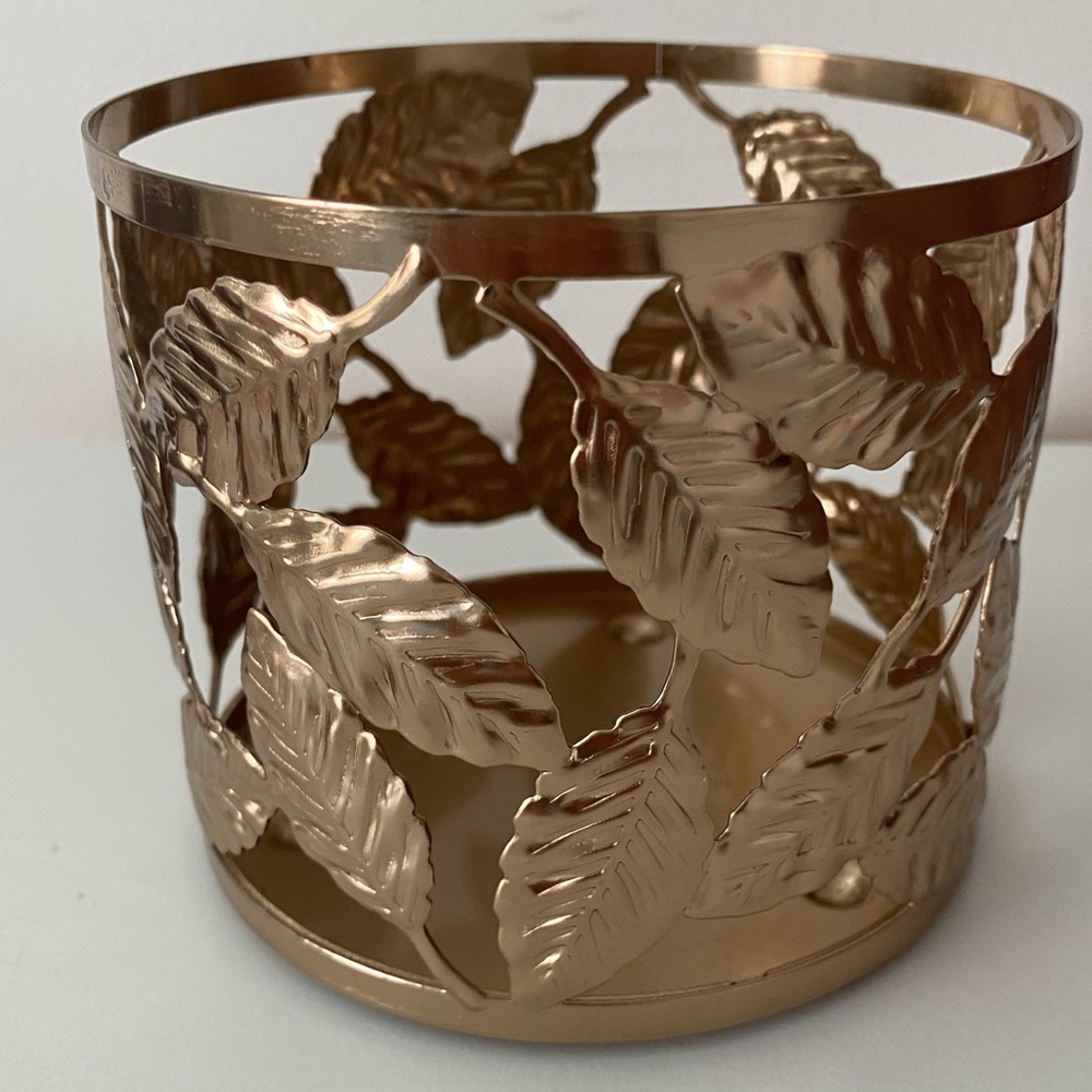 Bath and body works 3 wick candle holder